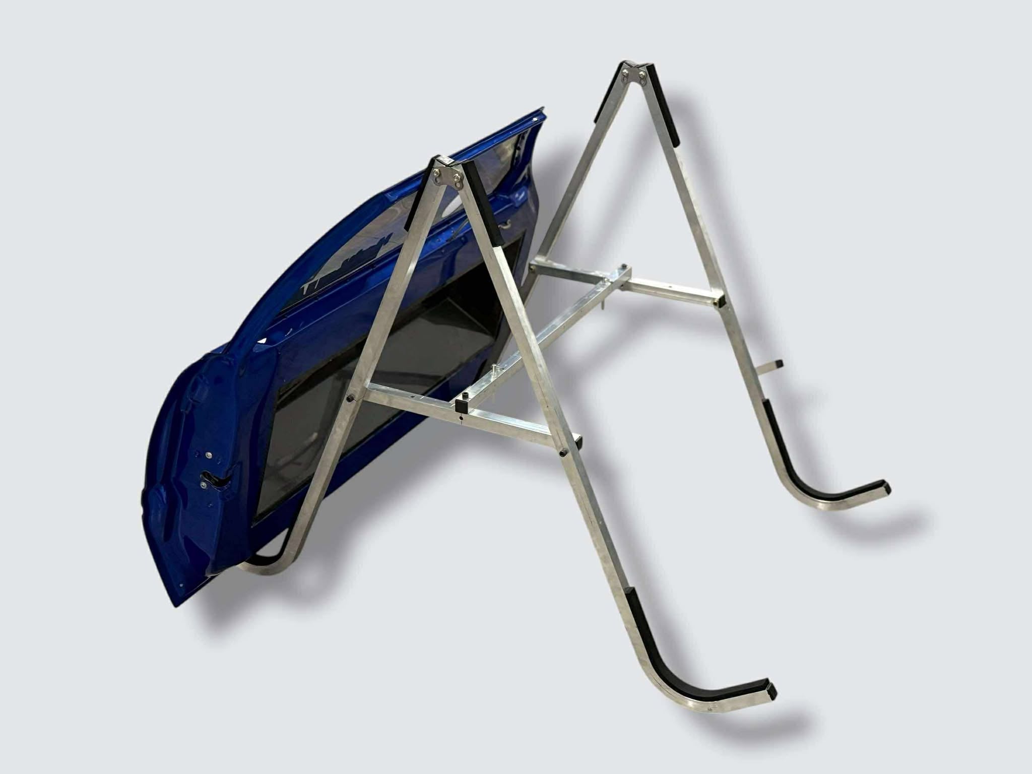 DOOR STAND